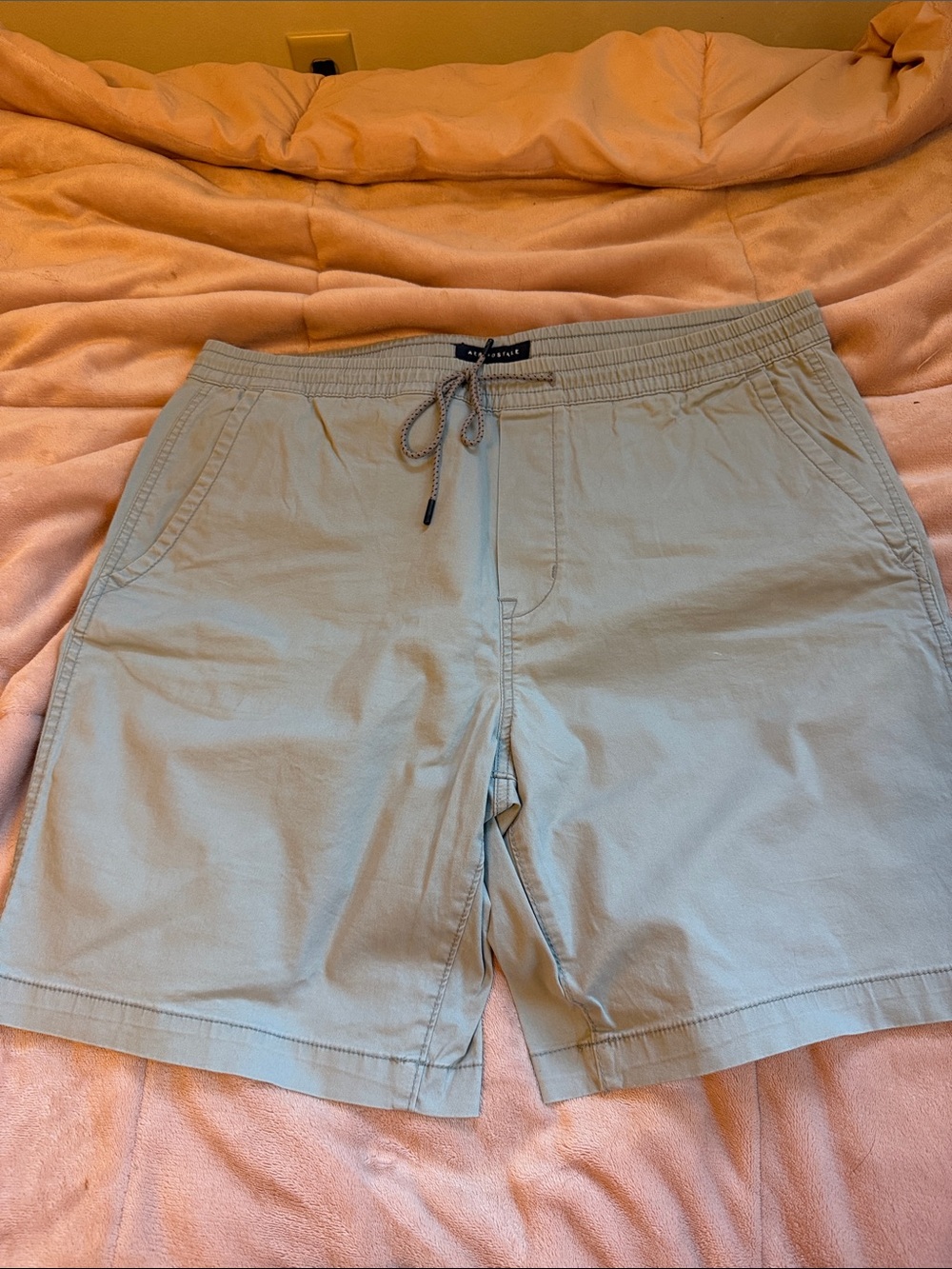 Aeropostale Men's Sage Green Drawstring Shorts